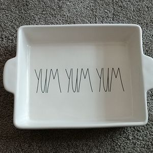 Rae Dunn baking dish